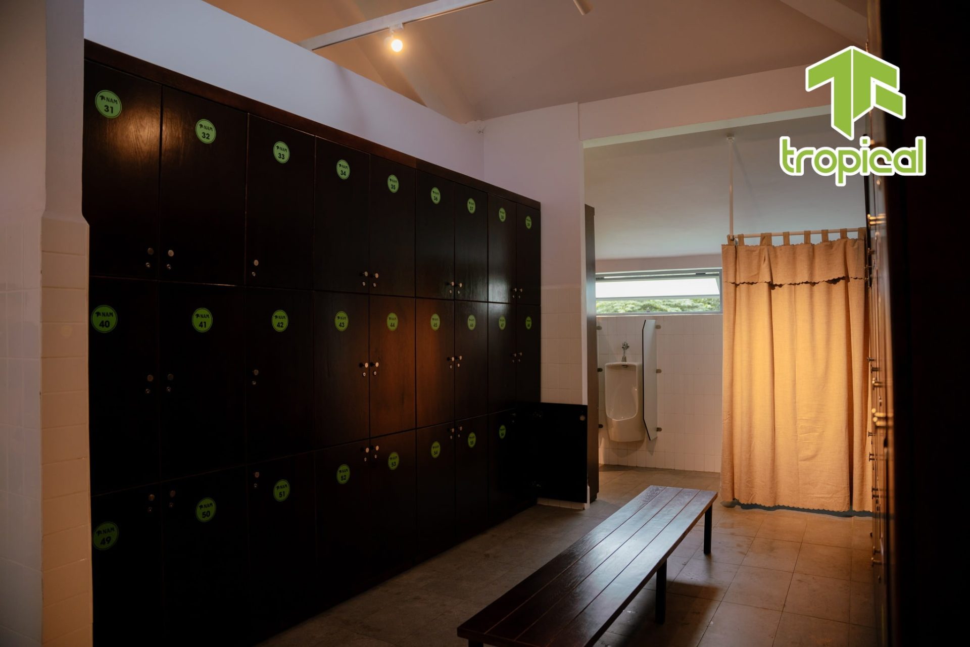 hồ bơi Rạch Giá phòng thay đồ