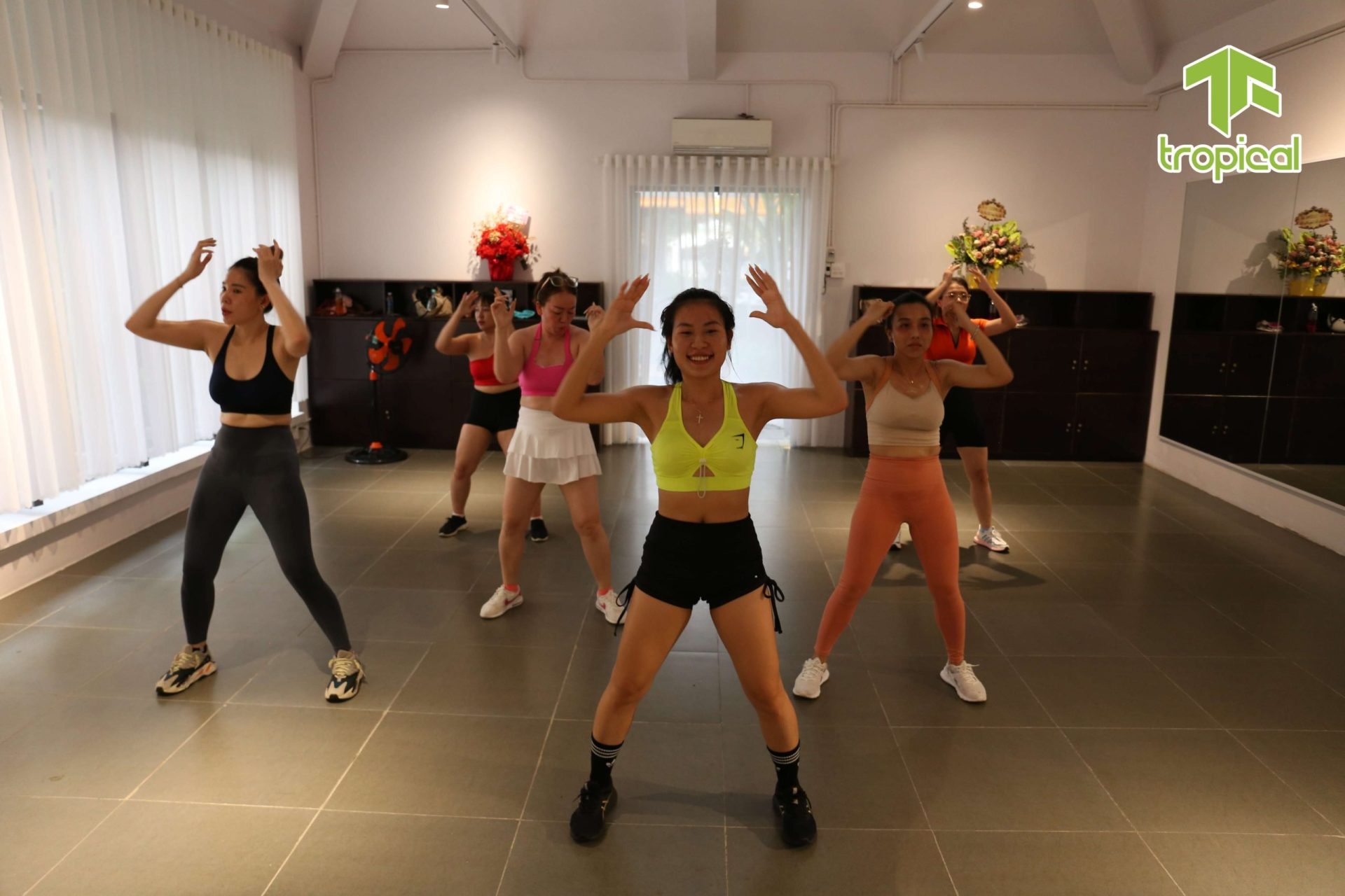 Aerobic Rạch Giá Các Học Viên Và PT