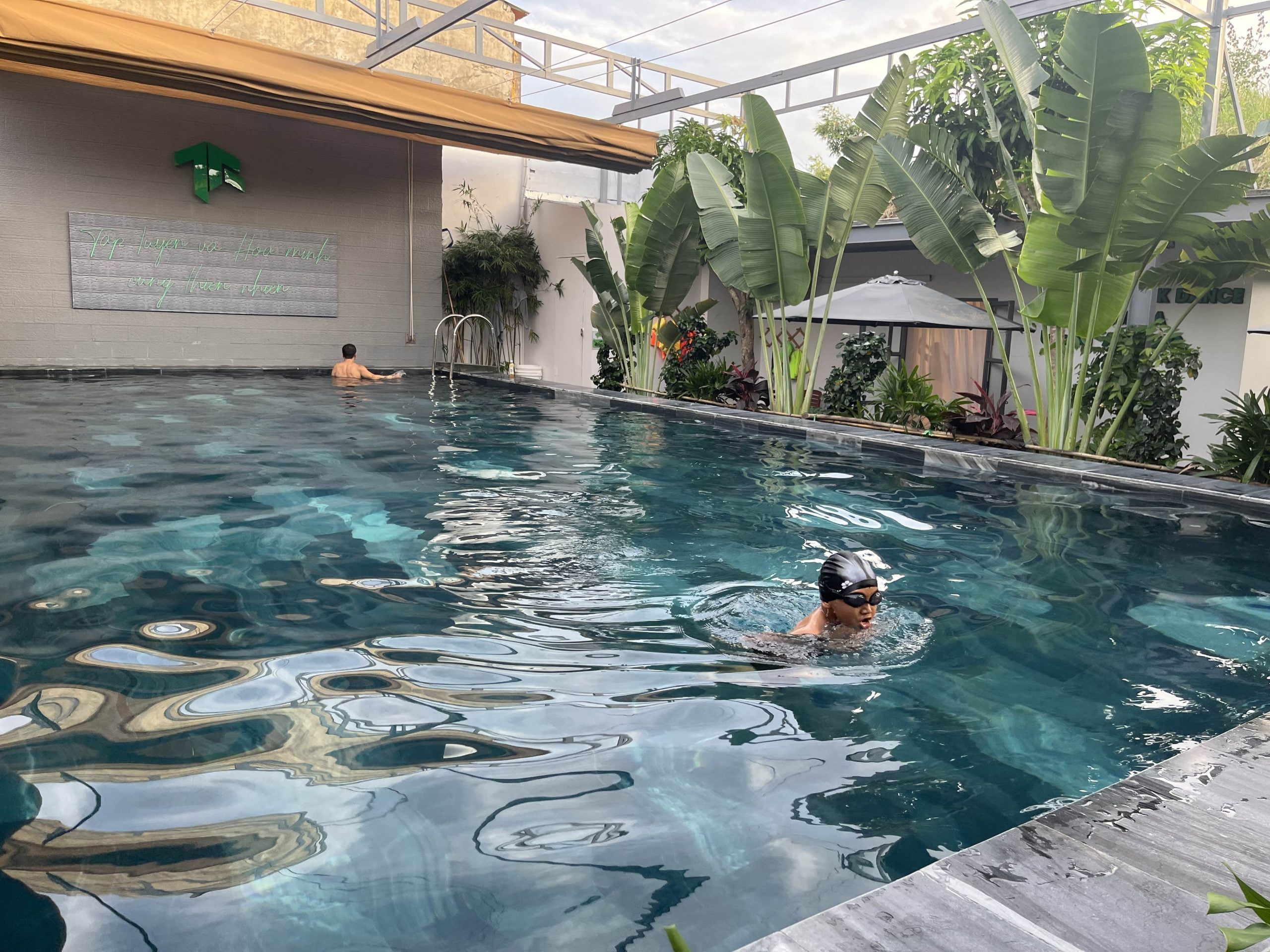 hồ bơi tropical tại Rạch Giá
