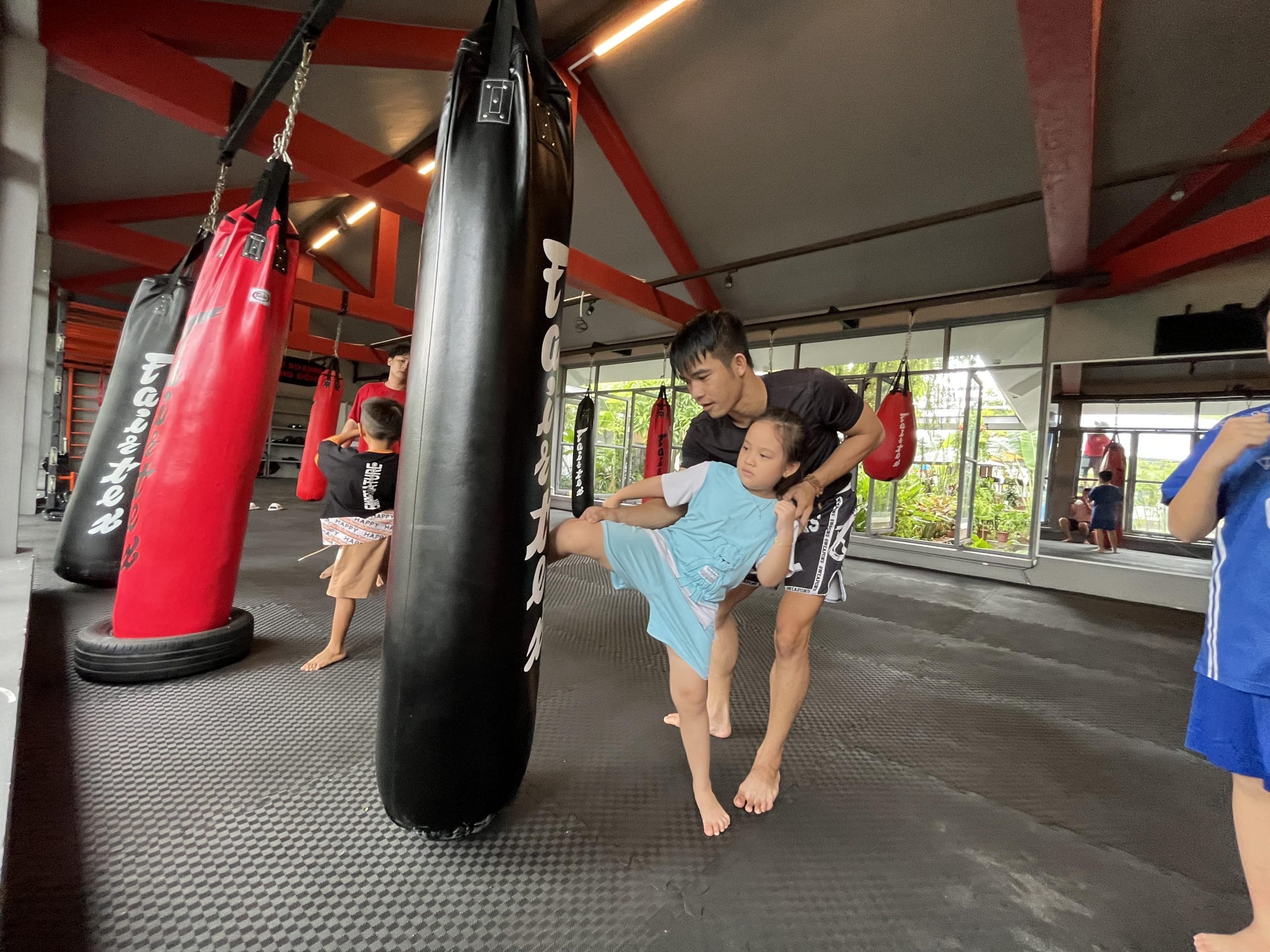 Tập boxing cho trẻ em ở Rạch Giá