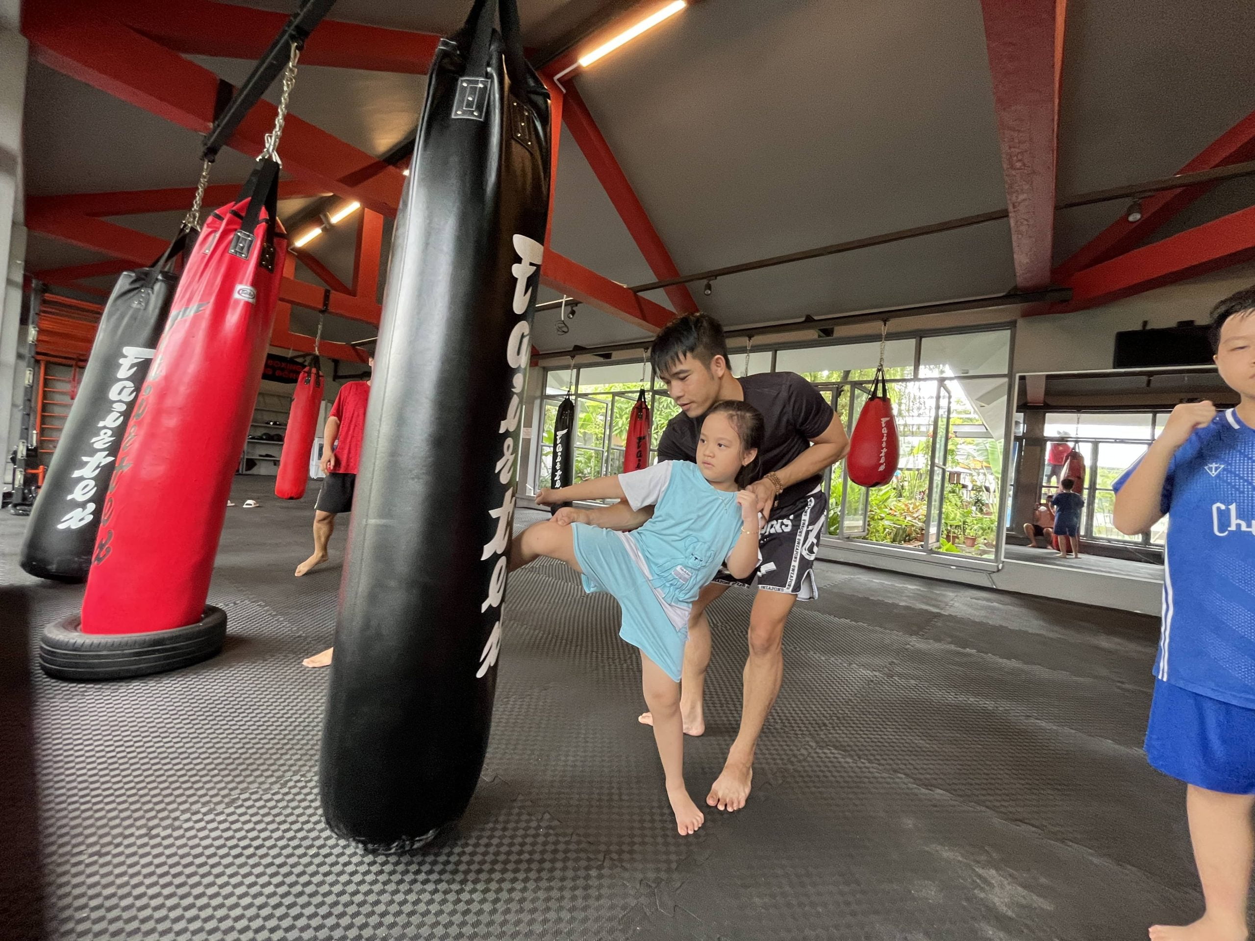 Boxing Trẻ Em Rạch Giá tập luyện