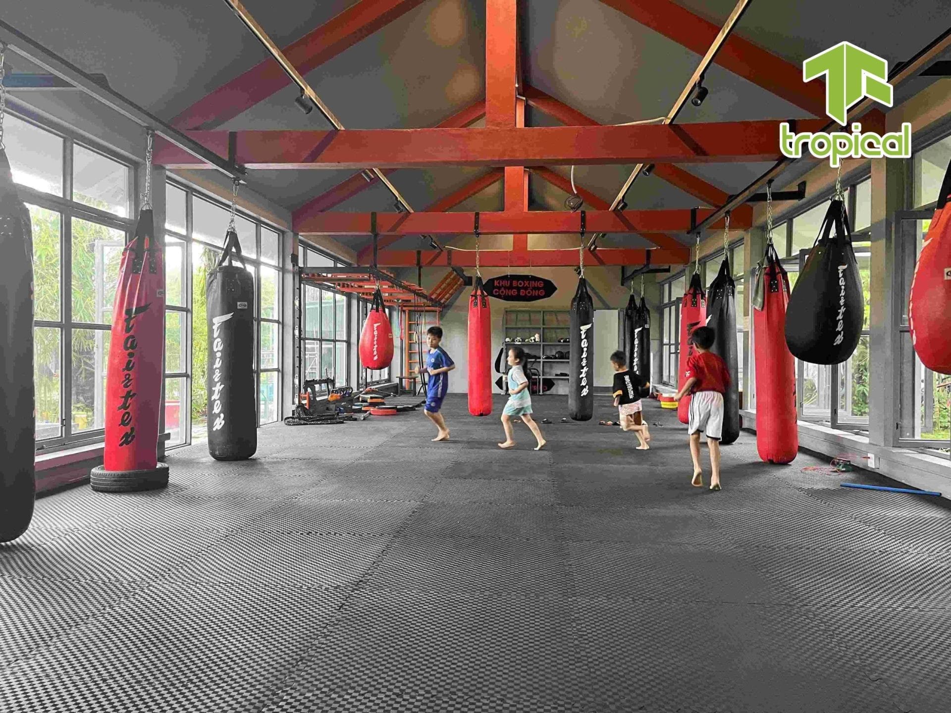 phòng gym Tropical Rạch Giá