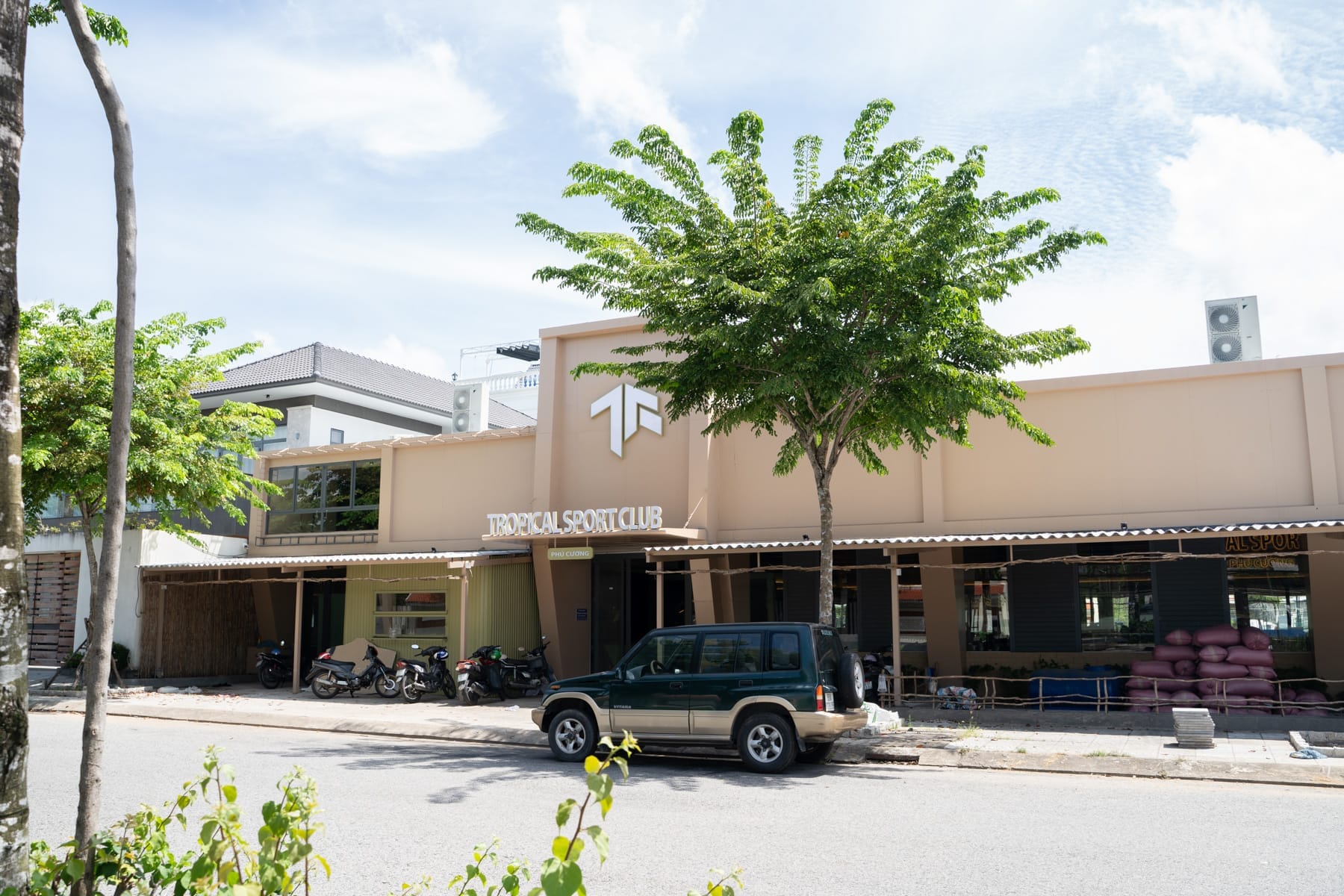 tropical phú cường chi nhánh 2